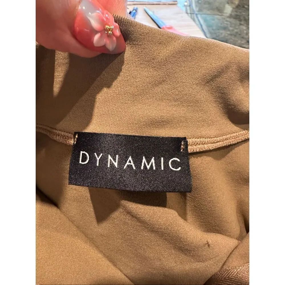 NWOT Dynamic top - Picture 5 of 6